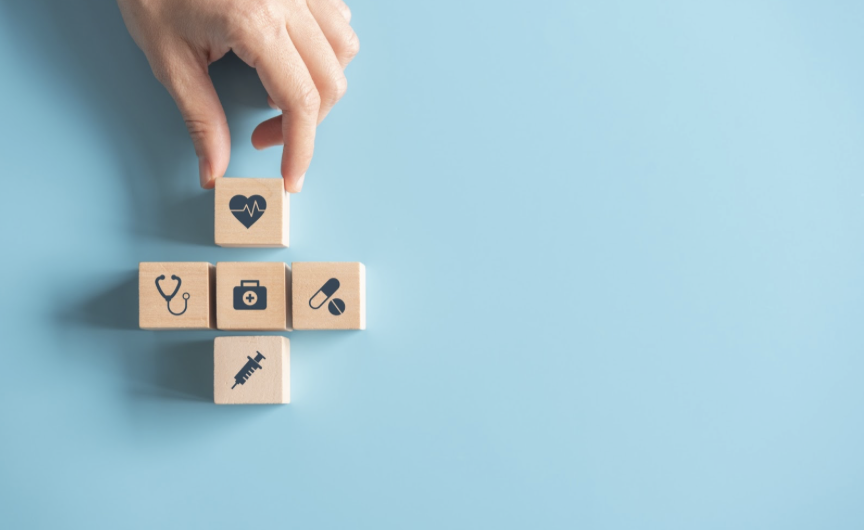 Comment devenir professionnel de santé sans passer par de longues études ?